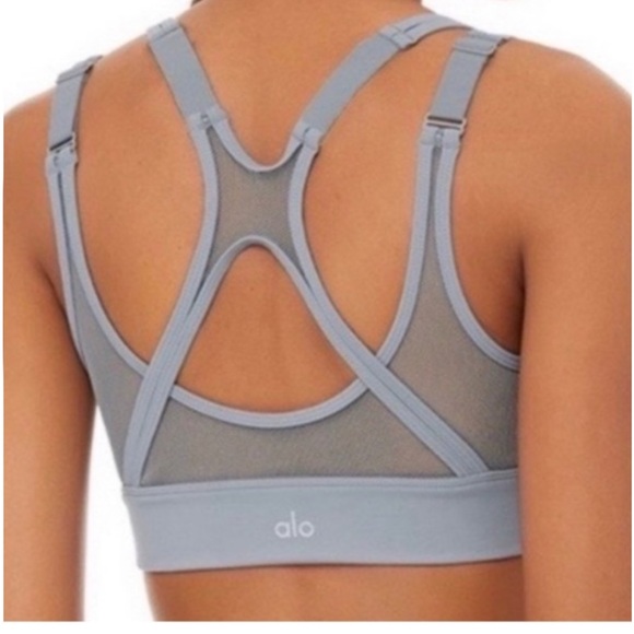 Alo Yoga Moto leggings & matching scope bra in blue haze - Picture 8 of 8